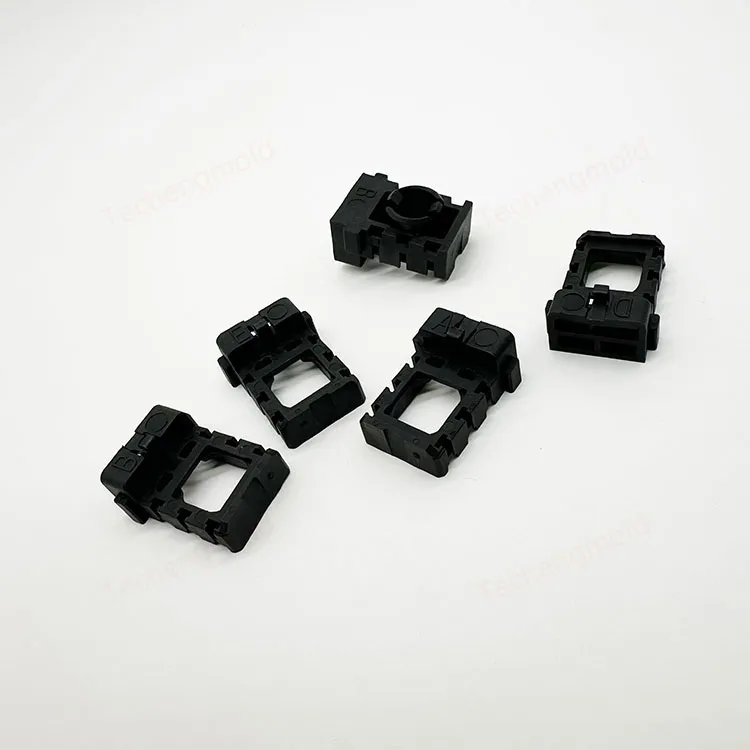 特诚科技PEI精密注塑件实拍 3